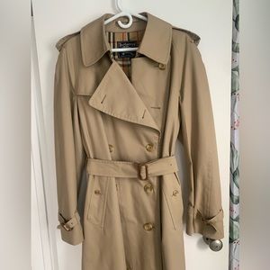 Authentic Burberrys Trench Coat 80's